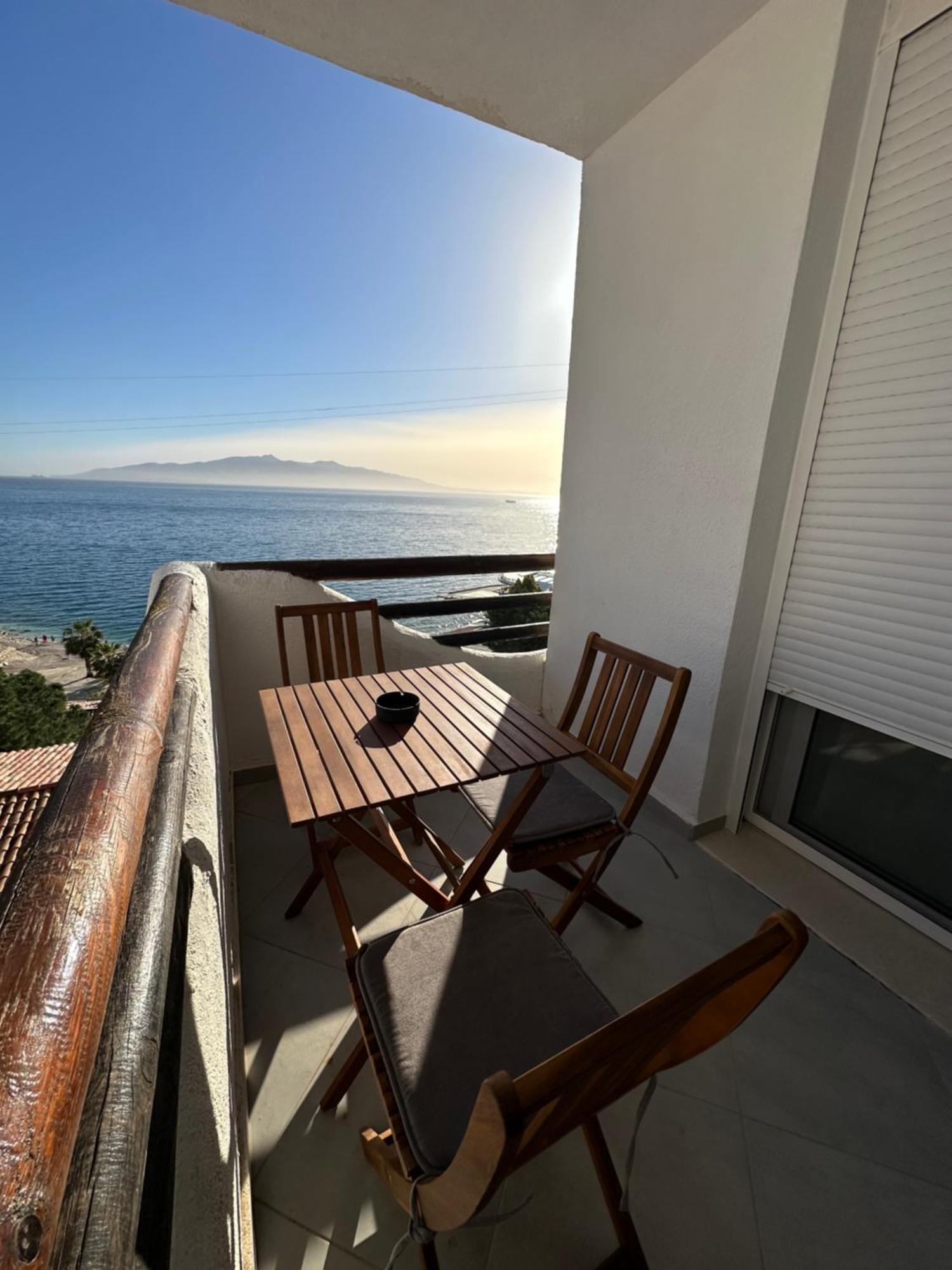 Sunny Bay Apartments Sarandë Exterior foto